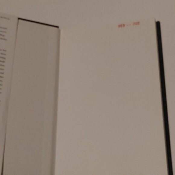 3/$13 Found Things 4: City of Time and Magic by Paula Brackston 2022 - Picture 6 of 9